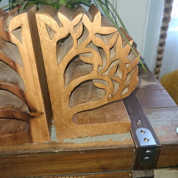 Wooden Bookends Wood  Hand Crafted Vintage Carved Tree 8" x 10" x 3" - Picture 4 of 11